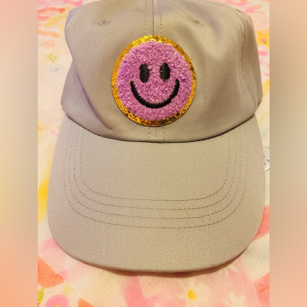 Happy Face Hat New